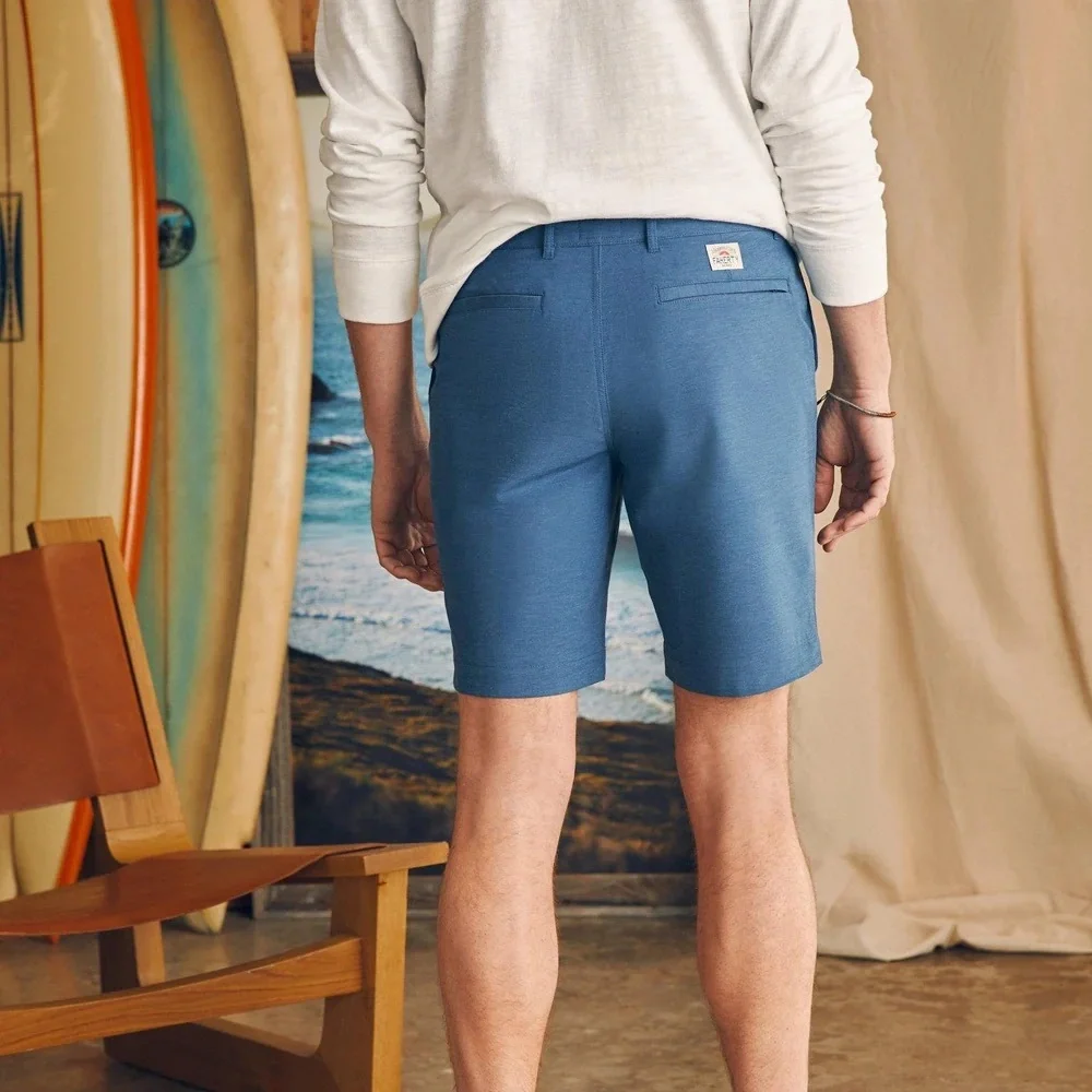 Faherty All Day Shorts in Navy (size 32)
